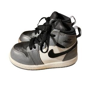 Nike Air Jordan 1 Mid Toddler